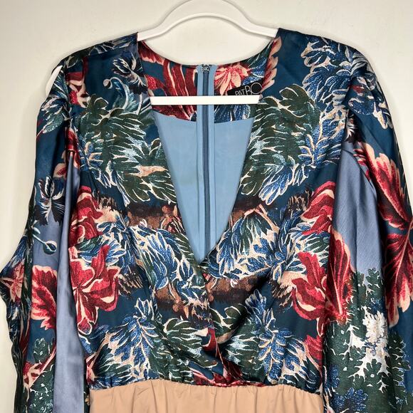 PatBo Gilly Print Satin Plunge Bodysuit Size L - Picture 4 of 11